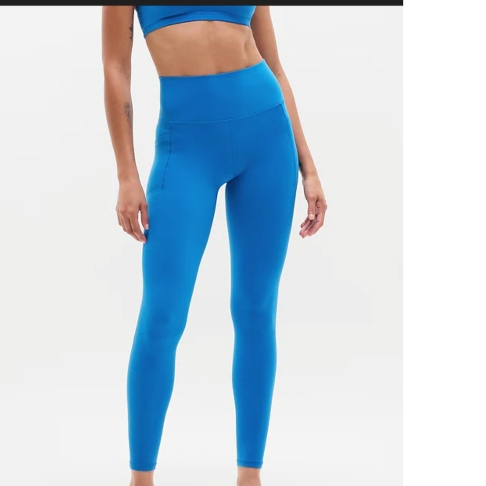 Athleta Salutation Stash 7/8 Tight Leggings Blue High Rise Pockets
L Athleisure